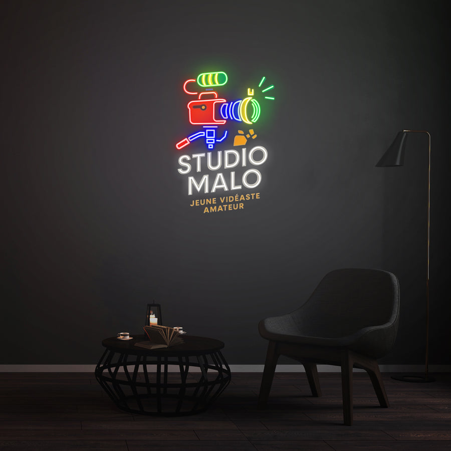 Personnalisation Enseigne LED Néon - STUDIO MALO