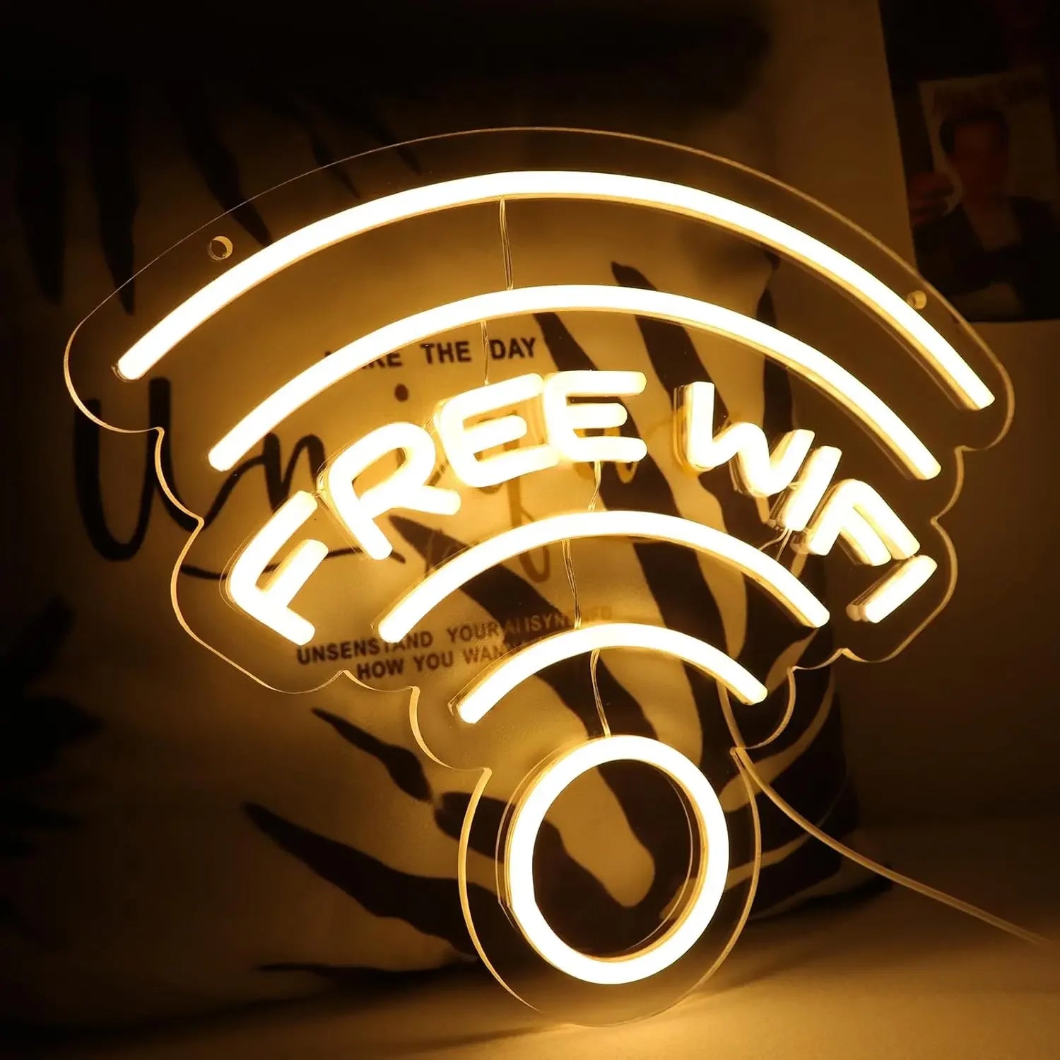 FREE WIFI - Lumicorne