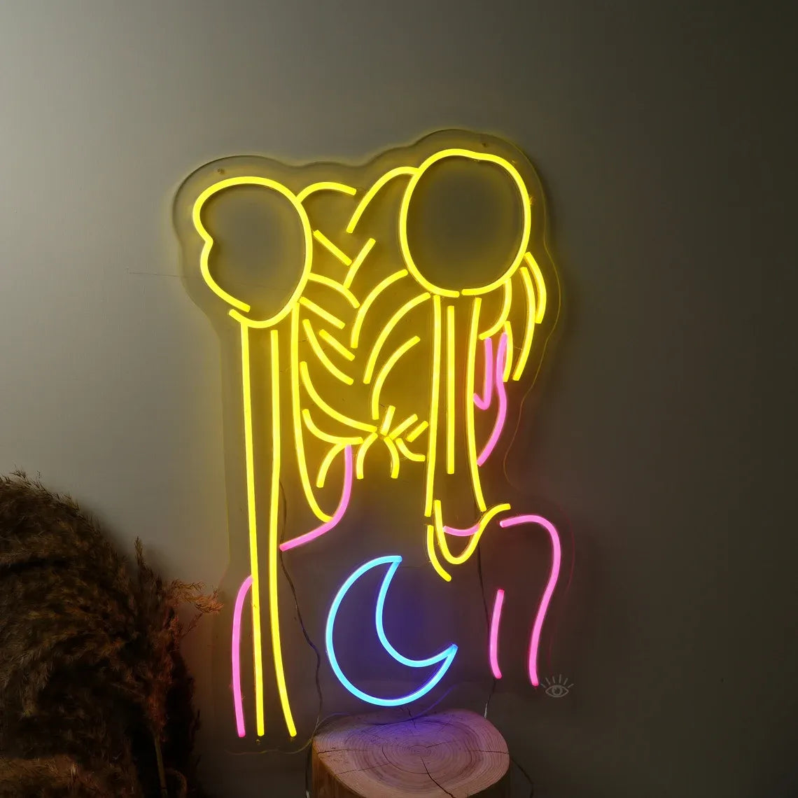MOON GIRL