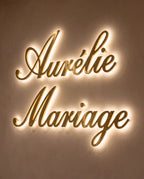 Aurélie Mariage · Lettres lumineuses rétroéclairées
