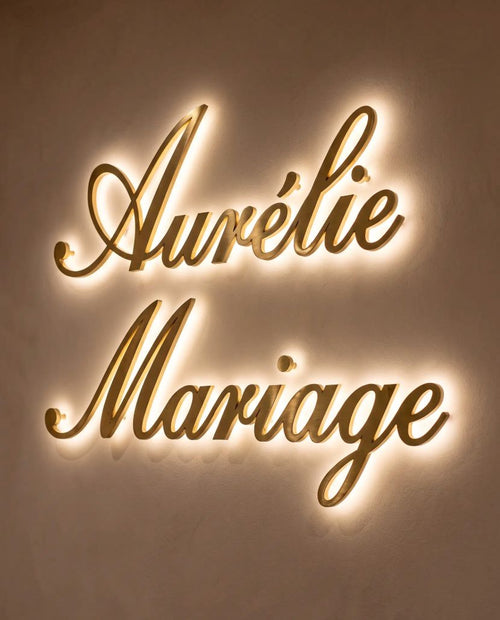Aurélie Mariage · Lettres lumineuses rétroéclairées